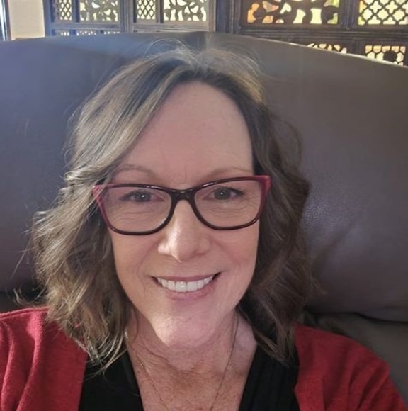 Meet your Posher, Stacy - Picture 9 of 11
